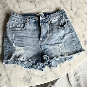 Forever 21 light wash stretchy cutoff Jean shorts Womens size 27